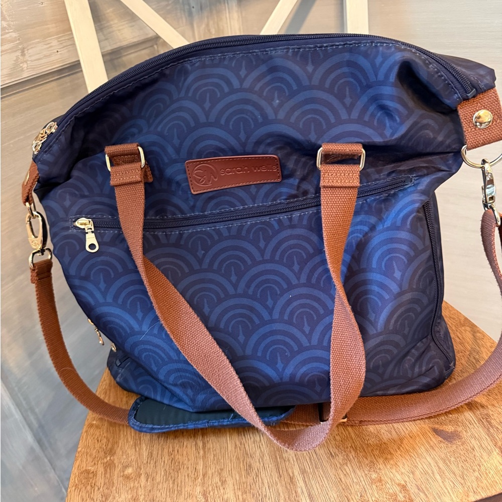 Sarah Wells Lizzy pump bag